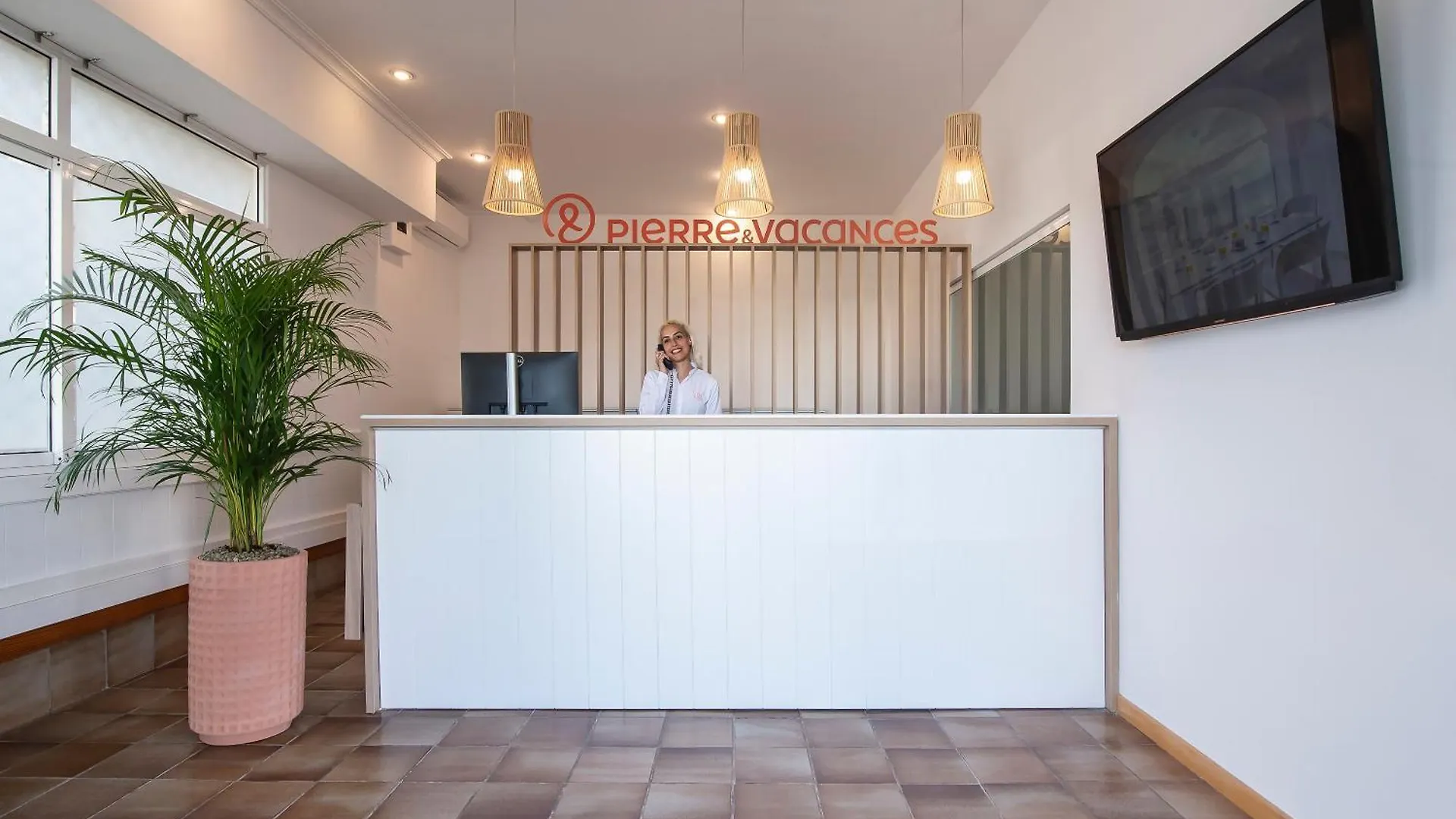 Pierre & Vacances Ros Ibiza Santa Eulària des Riu 0*,  Ισπανία